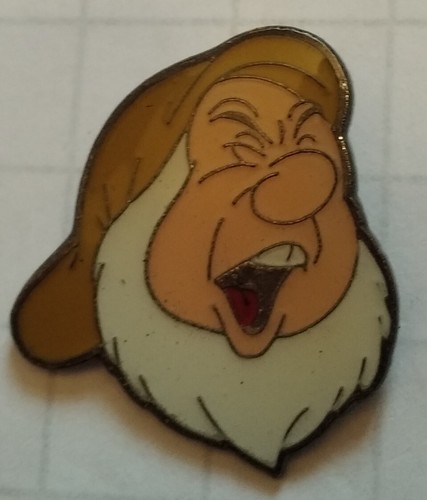 Pin disney atchoum sneezy 7 - pin's,