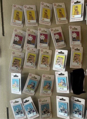 Lot pins pola disney - 24,
